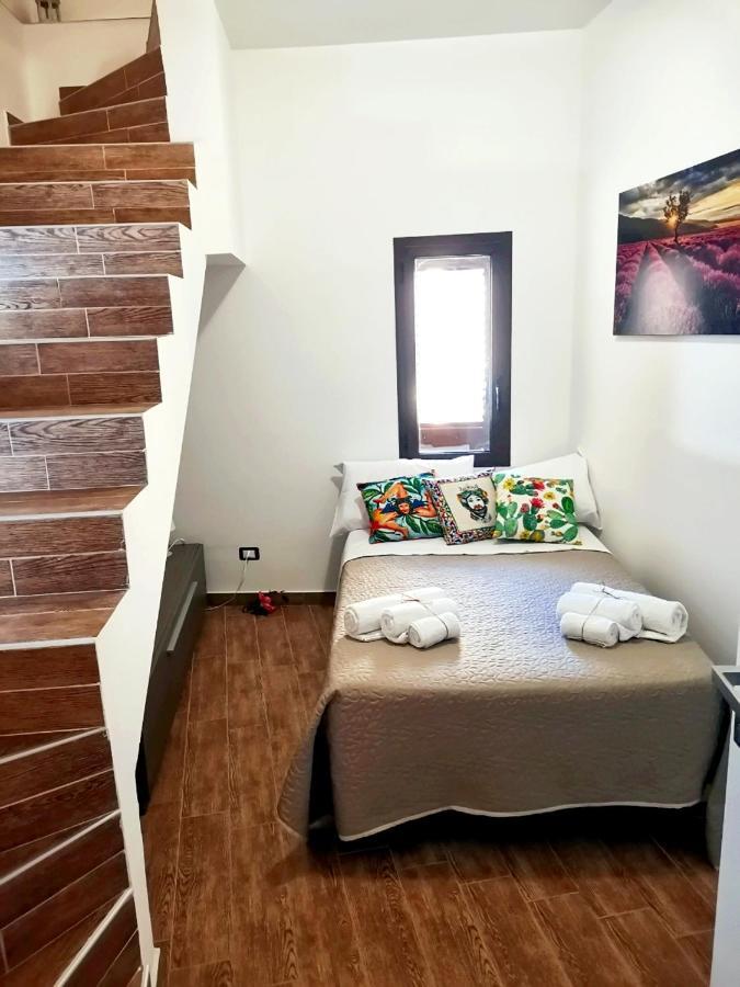 A Due Passi Dal Centro Sweet Rooms Agrigent Exterior foto