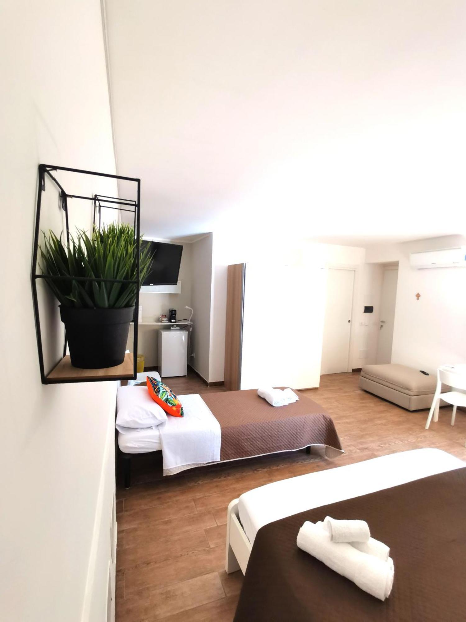 A Due Passi Dal Centro Sweet Rooms Agrigent Zimmer foto